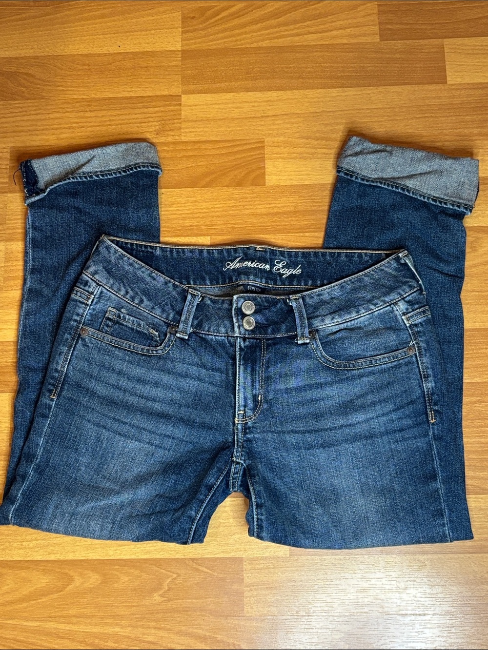 American Eagle Outfitters Women’s Medium Blue Skinny cropped Jeans